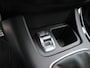 Alfa Romeo Giulietta 1.4 T Distinctive 5-Deurs 120PK! | Xenon | Cruise | Sportstoelen | Clima | LM Velgen