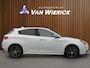 Alfa Romeo Giulietta 1.4 T Distinctive 5-Deurs 120PK! | Xenon | Cruise | Sportstoelen | Clima | LM Velgen