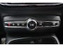 Volvo XC40 T4 Twin Engine *R-Design* | Trekhaak | Carplay | Cruise & Climate Control | Navigatie | PDC | Bluetooth |