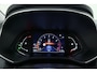 Renault Clio 1.0 TCe Intens | Navigatie | Climate control | Dealer onderhouden | Camera | Lichtmetalen velgen | Cruise control