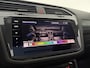 Volkswagen Tiguan 1.5 TSI R-Line Business+ Black Edition | H/K | Pano | Sfeer | Virtual | HuD | Trekhaak | Camera | Carplay | IQ Lights