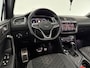 Volkswagen Tiguan 1.5 TSI R-Line Business+ Black Edition | H/K | Pano | Sfeer | Virtual | HuD | Trekhaak | Camera | Carplay | IQ Lights
