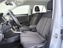 Volkswagen T-Roc 1.5 TSI Style | Achteruitrijcamera | Adaptieve cruise control | Dodehoekdetectie | Climate control | Navigatie | Elektrische kofferklep | LED koplampen |