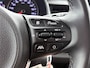 Kia Stonic 1.0 T-GDi 120pk MHEV DynamicLine Auto. Navigatie Apple Carplay/Android Auto Camera Parkeersensoren achter Cruise Control Lichtmetalen velgen Airco