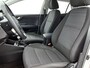 Kia Stonic 1.0 T-GDi 120pk MHEV DynamicLine Auto. Navigatie Apple Carplay/Android Auto Camera Parkeersensoren achter Cruise Control Lichtmetalen velgen Airco