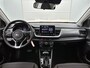 Kia Stonic 1.0 T-GDi 120pk MHEV DynamicLine Auto. Navigatie Apple Carplay/Android Auto Camera Parkeersensoren achter Cruise Control Lichtmetalen velgen Airco