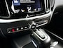 Volvo V60 T4 Momentum Pro | Park assist | Stoelverwarming | Navigatie