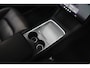 Tesla Model Y SOH: 96,7% Navi 360° Leder ACC Autopilot PDC Elektr. achterklep Stoelverwarmimg voor en achter Stuurverwarming Optie: Full Self-Driving Capability BTW auto