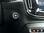 Volvo XC40 T2 Core | Parkeercamera | Stoel- en stuurverwarming |