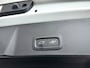 Volvo XC40 T2 Core | Parkeercamera | Stoel- en stuurverwarming |
