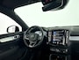 Volvo XC40 T4 Plug-in hybrid Ultimate Dark | Panoramadak | Parkeercamera | Harman Kardon | Stoel- en stuurverwarming
