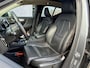 Volvo XC40 2.0 T4 Momentum | Trekhaak | Panoramadak | Harman Kardon Audio | Lederen Bekleding | Achteruitrijcamera | Parkeersensoren | Elektrische Achterklep | Elektrisch Verstelbare Voorstoelen | Stoelverwarming | Cruise Control Adaptief | BLIS | Navigatie | Apple Carplay | Android Auto