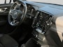 Volvo XC40 Recharge P8 AWD R-Design, panoramadak, electr bedienbare trekhaak, VOL OPTIES, 1 e eigenaar, Origineel NL auto met nap