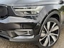 Volvo XC40 Recharge P8 AWD R-Design, panoramadak, electr bedienbare trekhaak, VOL OPTIES, 1 e eigenaar, Origineel NL auto met nap