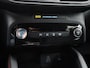Ford Kuga 2.5 243Pk PHEV ST-Line | Airco Automatisch | Achteruitrijcamera | All Seasonbanden | Apple Carplay/Android Auto | Cruise Control | Full-LED | Head-up Display | Keyless | Parkeersensoren Voor en Achter | Stoel- Stuur- Voorruit- en Achterbankverwarming |
