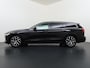 Volvo V60 2.0 T5 Inscription | VAN: € 26.900- VOOR: € 24.877,- UW HERFSTVOORDEEL: € 2.023,-| VOLVO DEALER ONDERHOUDEN | FULL OPTIONS| BOWERS & WILKINS| ELEK. TREKHAAK| PANO| STOELVENTILATIE| HUD| ACHTERBANK VERWARMD| ORIG. NL NAP|