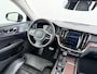 Volvo V60 2.0 T5 Inscription | VAN: € 26.900- VOOR: € 24.877,- UW HERFSTVOORDEEL: € 2.023,-| VOLVO DEALER ONDERHOUDEN | FULL OPTIONS| BOWERS & WILKINS| ELEK. TREKHAAK| PANO| STOELVENTILATIE| HUD| ACHTERBANK VERWARMD| ORIG. NL NAP|