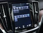 Volvo V60 2.0 T5 Inscription | VAN: € 26.900- VOOR: € 24.877,- UW HERFSTVOORDEEL: € 2.023,-| VOLVO DEALER ONDERHOUDEN | FULL OPTIONS| BOWERS & WILKINS| ELEK. TREKHAAK| PANO| STOELVENTILATIE| HUD| ACHTERBANK VERWARMD| ORIG. NL NAP|