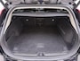 Volvo V60 2.0 T5 Inscription | VAN: € 26.900- VOOR: € 24.877,- UW HERFSTVOORDEEL: € 2.023,-| VOLVO DEALER ONDERHOUDEN | FULL OPTIONS| BOWERS & WILKINS| ELEK. TREKHAAK| PANO| STOELVENTILATIE| HUD| ACHTERBANK VERWARMD| ORIG. NL NAP|