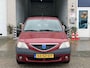 Dacia Logan 1.6 Lauréate/ 5drs/ nap/ 3e EIG/ goed onderhouden/ 1jaar apk/ airco/ EL-ramen/ zeer nette auto.