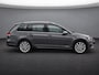 Volkswagen Golf Variant 1.5 TSI 150pk Highline DSG Automaat / panorama schuifk dak / Navigatie by APP / LM 17 inch / Parkeersensoren / Wegkl trekhaak