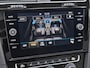 Volkswagen Golf Variant 1.5 TSI 150pk Highline DSG Automaat / panorama schuifk dak / Navigatie by APP / LM 17 inch / Parkeersensoren / Wegkl trekhaak