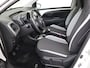 Toyota Aygo 1.0 VVT-i x-play | Airco | Achteruitrijcamera | Bluetooth | Elektrische ramen voor | Elektrisch verstelbare buitenspiegels |