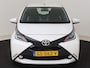 Toyota Aygo 1.0 VVT-i x-play | Airco | Achteruitrijcamera | Bluetooth | Elektrische ramen voor | Elektrisch verstelbare buitenspiegels |