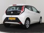 Toyota Aygo 1.0 VVT-i x-play | Airco | Achteruitrijcamera | Bluetooth | Elektrische ramen voor | Elektrisch verstelbare buitenspiegels |