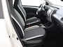 Toyota Aygo 1.0 VVT-i x-play | Airco | Achteruitrijcamera | Bluetooth | Elektrische ramen voor | Elektrisch verstelbare buitenspiegels |