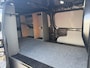 Ford Transit Custom 300 2.0 TDCI L2H1 Sport | Automaat | Adapt. Cruise control | BLIS | Winter pack | Elektr. bestuurdersstoel | Parkeersensoren voor en achter | Achteruitrijcamera | Navigatie | Apple carplay & Android auto | 18" lichtmetalen velgen | Bovag garantie |