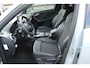 Audi Q2 35 TFSI S Edition / Climate / Panodak / Stoelverwarming / Navi /  S Line