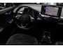 Volkswagen ID.4 Pro Navi HUD ACC Camera Warmtep. Carplay PDC Stuurverwarm. LM velgen Climate (3 zone) Interieur voorverwarming & koeling