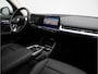 BMW X1 sDrive18i Trekhaak/ Stoel-stuurverwarming/ Sportstoelen/ 19" Lmv/ Carplay/ Inparkeerhulp/ Navigatie/ Dab/ X-line