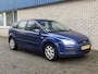 Ford Focus 1.4-16V Trend 5Drs Airco Boekjes ✅