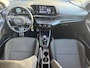 Hyundai Bayon 1.0 T-GDI Comfort / Apple CarPlay / Android Auto / Cruise control / Achteruitrijcamera / Parkeersensoren achter / Airconditioning / Bluetooth / Multifunctioneel stuurwiel / Rijstrookassistentie / Automatische noodremassistentie / LED-dagrijverlichting / Elektrische ramen / Elektrisch verstelbare buitenspiegels / Centrale deurvergrendeling met afstandsbediening