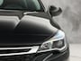 Opel Astra Sports Tourer 1.0 Edition (SCHUIFDAK, APPLE CARPLAY, GROOT NAVI, CLIMATE, TREKHAAK, SPORTSTOELEN, CRUISE, LM VELGEN, NIEUWSTAAT)