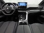 Peugeot 3008 1.6 HYbrid 225 Allure Pack 225Pk Automaat (APPLE CARPLAY, GROOT NAVI, 360 CAMERA, LEDER, SPORTSTOELEN, KEYLESS, GETINT GLAS, LANE ASSIST, NIEUWSTAAT)