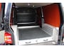 Volkswagen Transporter 2.0 TDI L2H1 4Motion Highline 204pk | Trekhaak | Bijrijdersbank | Achteruitrijcamera | Cruise control | Navi | 18"LMV | Lades in laadruimte
