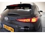 Hyundai Kona Electric EV Comfort 64 kWh 3-fase [ Navi Adapt.cruise Camera Apple/Android ]