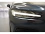 Volvo V60 2.0 B3 Core Aut. [ LED Adapt.cruise Stoel-en stuurverwarming ]