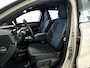 Volvo EX30 P3 Long Range Plus Europa 69 kWh | Parkeercamera | Harman Kardon | Stoel- en stuurverwarming | Elektrische stoelen