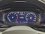 Volkswagen T-Roc 1.5 TSI R-Line Black Style | Trekhaak | IQ Light | Panoramadak | Camera | Adaptive cruise | Keyless |