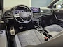 Volkswagen T-Roc 1.5 TSI R-Line Black Style | Trekhaak | IQ Light | Panoramadak | Camera | Adaptive cruise | Keyless |