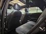 Volkswagen T-Roc 1.5 TSI R-Line Black Style | Trekhaak | IQ Light | Panoramadak | Camera | Adaptive cruise | Keyless |