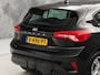 Ford Focus 1.0 EcoBoost Sport (APPLE CARPLAY, CAMERA, LM VELGEN, TREKHAAK, SPORTSTOELEN, CRUISE, PARKEERSENSOREN, NIEUWSTAAT)