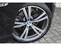 BMW 3-Serie Touring 330e M-Sport Pano DA-Prof E-zetels HUD 19inch