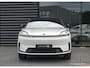 Lynk & Co 08 1.5 Business Edition | 200km Hybride | High Beam LED | Panoramadak | 360° Camera | 19 inch velgen | Stoelverwarming | Akoestisch glas | Bestuurdersstoel met geheugen | Sfeerverlichting | Apple Carplay | Dodehoekassistent | Adaptive Cruise Contol | Keyless Entry