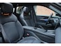 Lynk & Co 08 1.5 More | 200km Hybride | Stoelmassage, Verwarming en Ventilatie | Panoramadak | Matrix LED | Harman Kardon | 360° Camera | Getint glas | Bestuurdersstoel met geheugen | Sfeerverlichting | Apple Carplay | Dodehoekassistent | Adaptive Cruise Contol