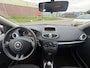 Renault Clio 1.2 Collection 5 deurs 75pk! 2e eigenaar l Airco l Elek pakket l NIEUWE DISTRIBUTIE! GOED ONDERHOUDEN!
